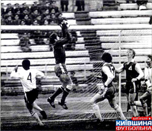 Між двома «Машинобудівниками»