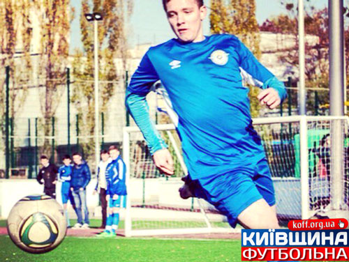 Любименко поза грою