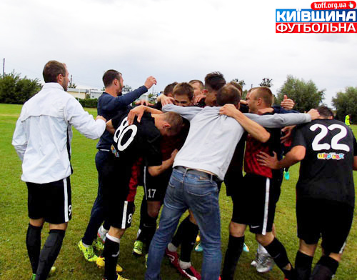 «Джуніорс» іде далі