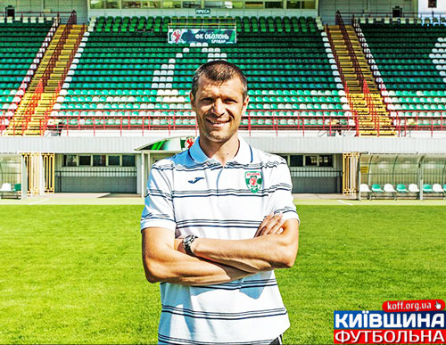 Антоненко в професійній команді