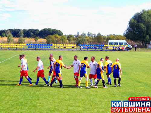 Сквира приміряє бронзу