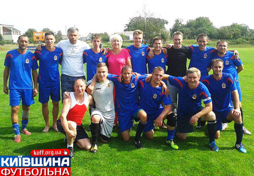 Стояни допомогли землякам