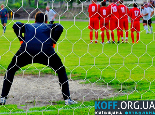 Він і тренер, і капітан, і бомбардир